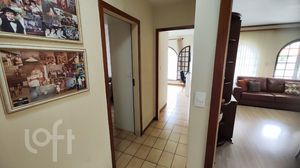 Image 6 - 856552