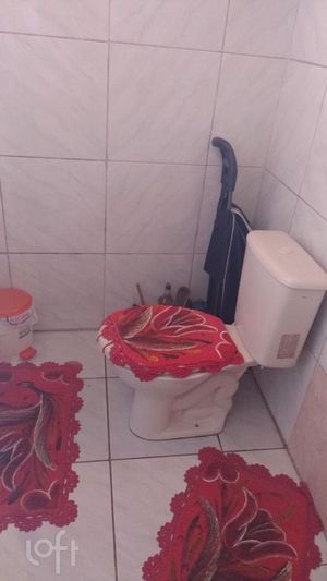 Image 10 - 856558