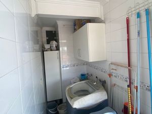 Image 28 - 856581