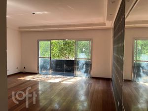 Image 19 - 856595