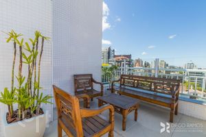 Image 37 - 856624