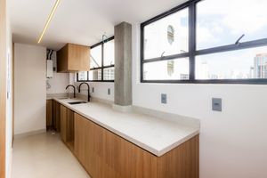 Image 30 - 856627