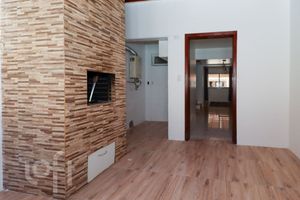 Image 10 - 856657