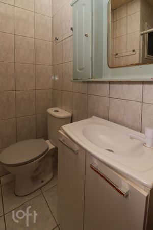 Image 30 - 856657