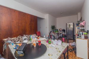 Image 2 - 856689