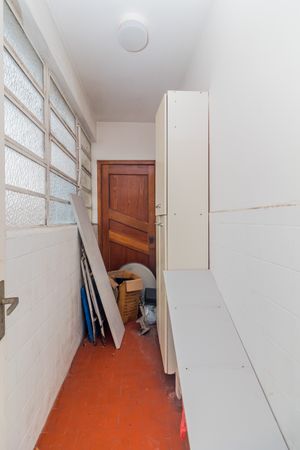 Image 22 - 856689