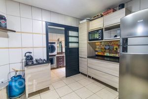 Image 18 - 856695