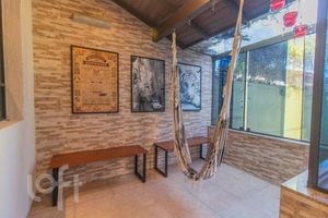 Image 10 - 856695