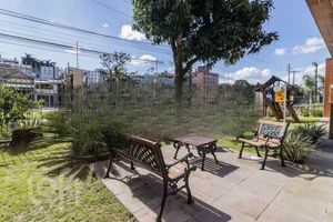 Image 10 - 856703