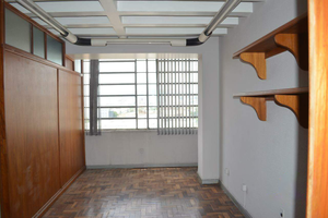 Image 3 - 856709