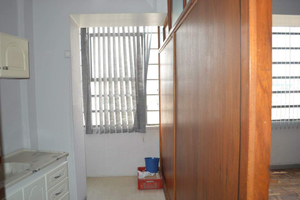 Image 7 - 856709