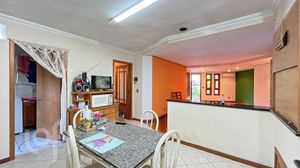 Image 9 - 856712