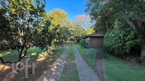 Image 24 - 856712