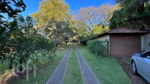 Image 25 - 856712