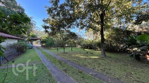 Image 30 - 856712