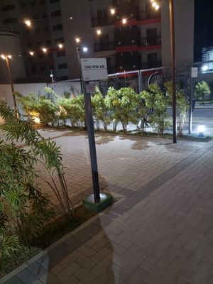 Image 17 - 856727