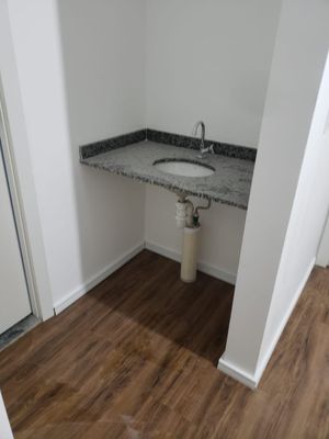 Image 3 - 856727