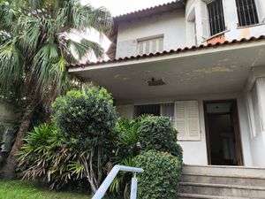 Image 1 - 856758