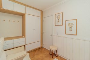 Image 11 - 856766