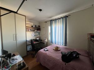 Image 5 - 856808