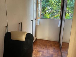 Image 9 - 856817