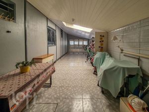 Image 3 - 856828