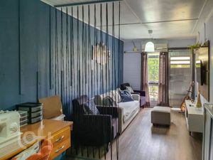 Image 11 - 856828