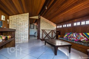 Image 4 - 856841