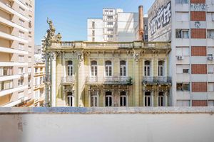 Image 4 - 856855