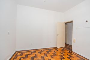 Image 8 - 856855