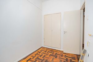 Image 33 - 856855