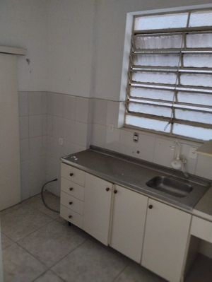 Image 4 - 856855