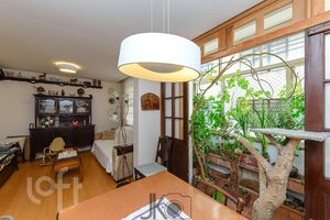 Image 13 - 856873