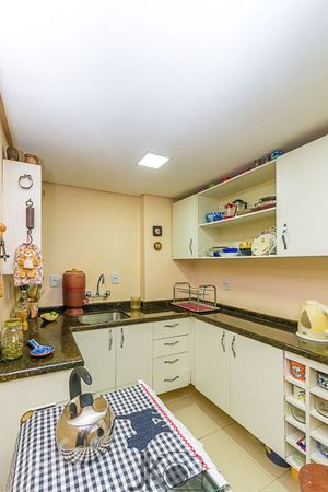 Image 16 - 856873