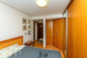 Image 27 - 856873