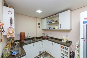 Image 15 - 856873