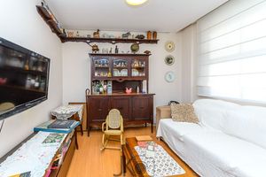 Image 10 - 856873