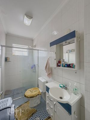 Image 8 - 856883