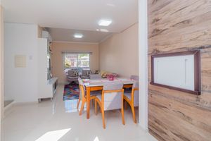 Image 5 - 856915