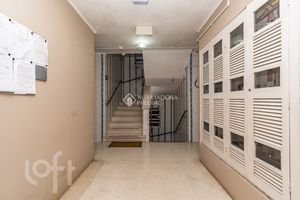 Image 21 - 856919