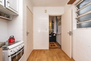 Image 8 - 856919