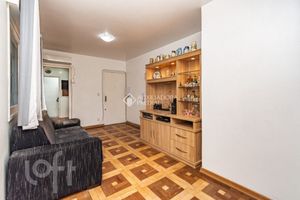 Image 3 - 856919
