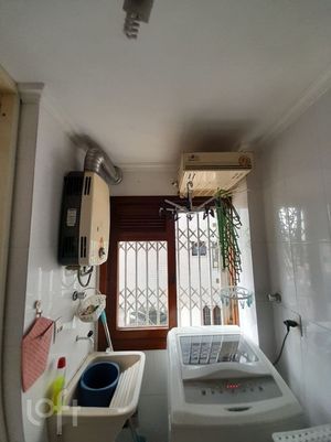Image 7 - 856928