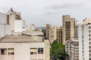 Image 8 - 856930