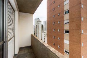 Image 35 - 856930