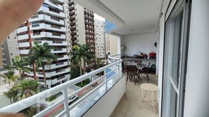 Image 3 - 856950