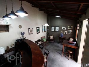 Image 8 - 856958