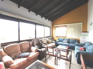 Image 8 - 857027