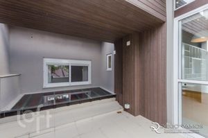 Image 32 - 857131
