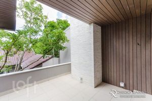 Image 29 - 857131